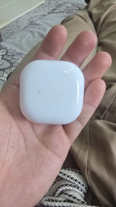 Samsung buds 2  наушник