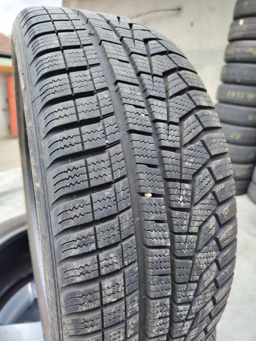 2 бр зимни 195/45/18 Hankook