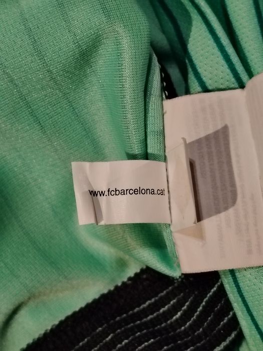 Barcelona 16/17 Third Shirt #6 Xavi, Size L