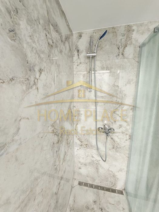 Тристаен просторен апартамент в затворен комплекс