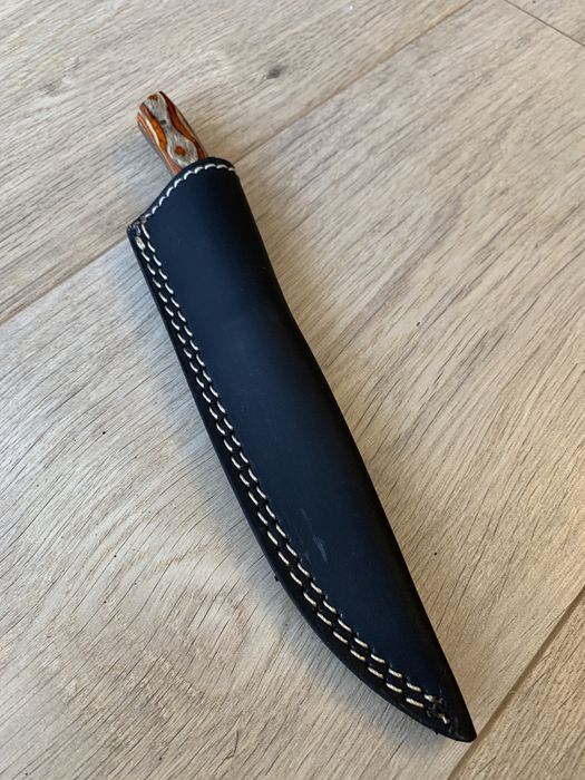 Нож ръчно изтаботен от пила за метал