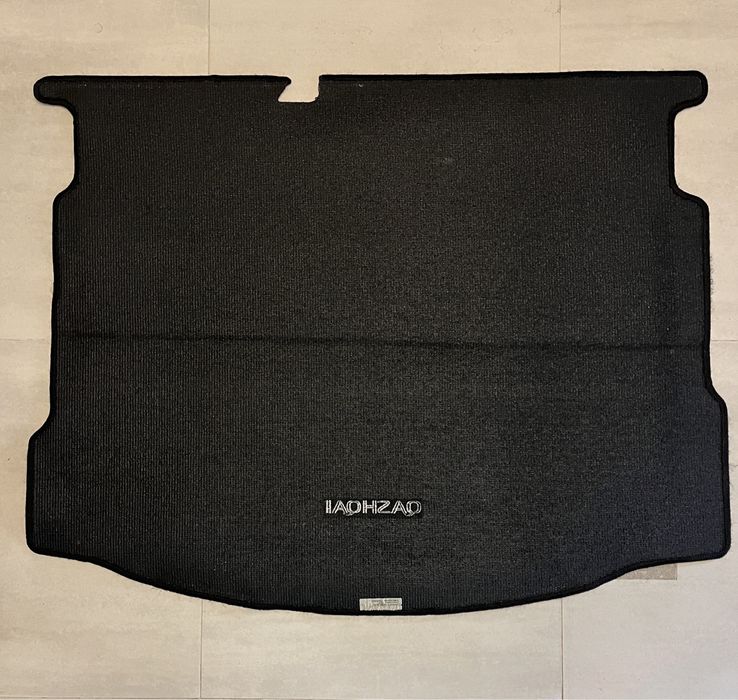 covoraș / tavita de portbagaj pentru Nissan Qashqai.