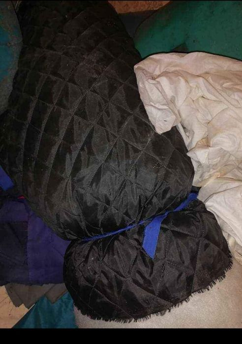 Продавам макари , платове и други