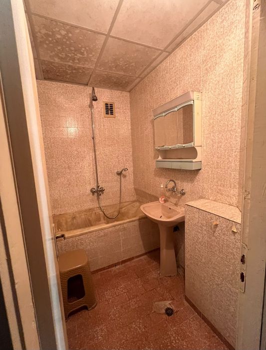 Продава се Тристаен апартамент в Пловдив, Център - 100 кв.м за 2050 €/кв.м - Снимка #6