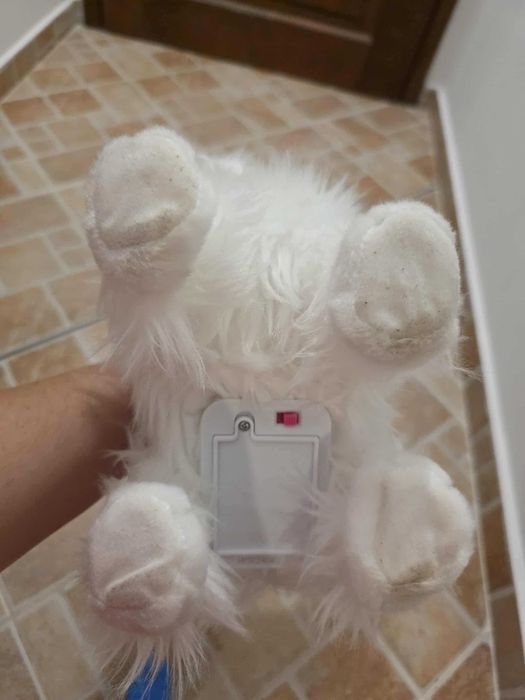 Като НОВО интерактивно куче за разходка