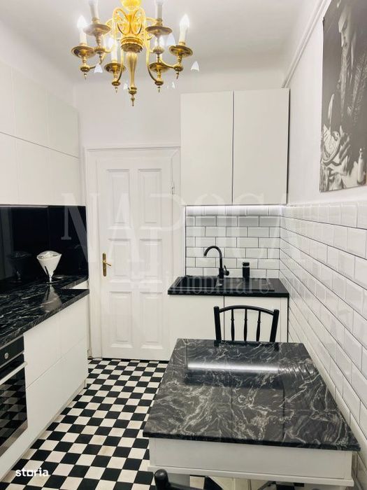 Apartament 3 camere de vanzare in Centru, Cluj Napoca