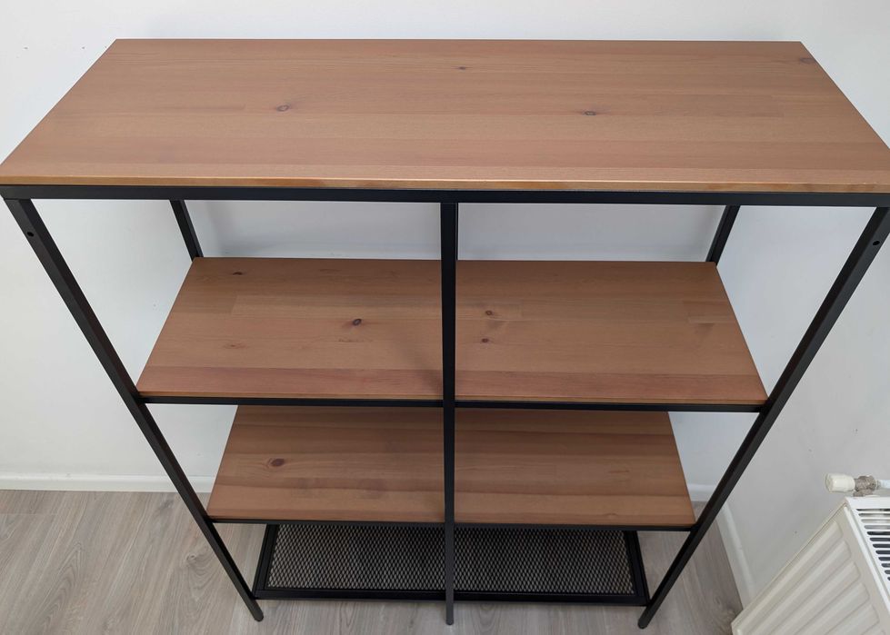 Etajeră / Bibliotecă IKEA Fjällbo metal și lemn, 100x136 cm