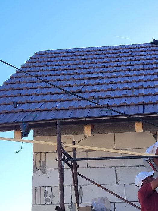 Firmă Autorizată – Montaj, Reparații și Izolații pentru Acoperișuri