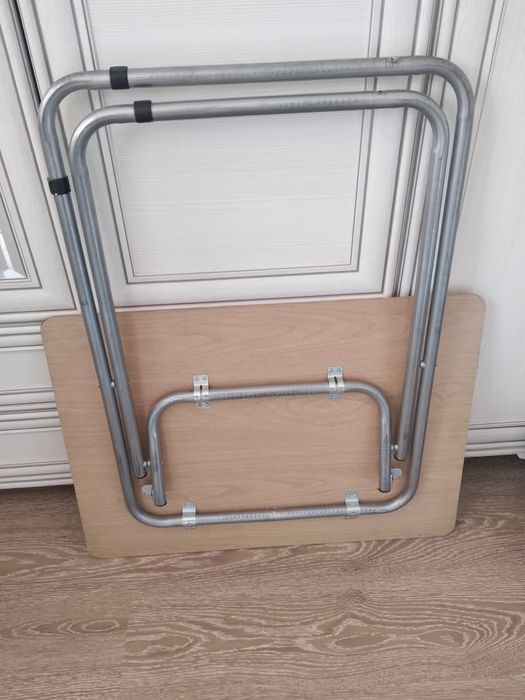 Продам стол складной