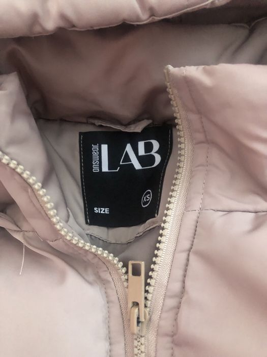 Дамско зимно яке на Answear