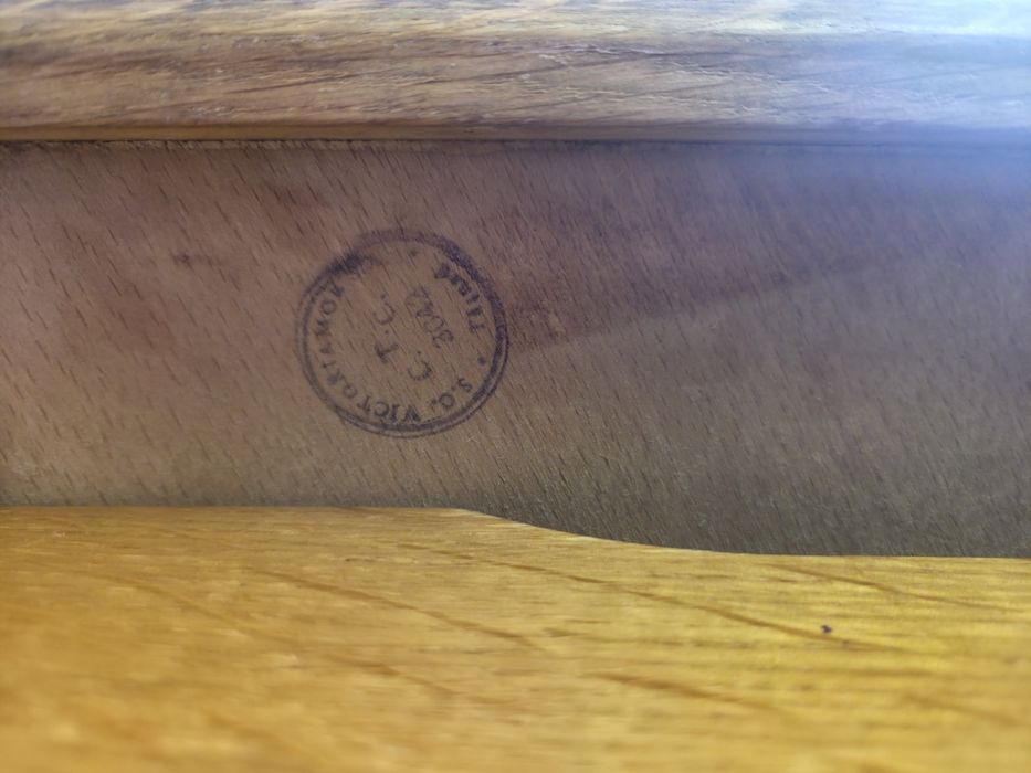 Masa stejar extensibila