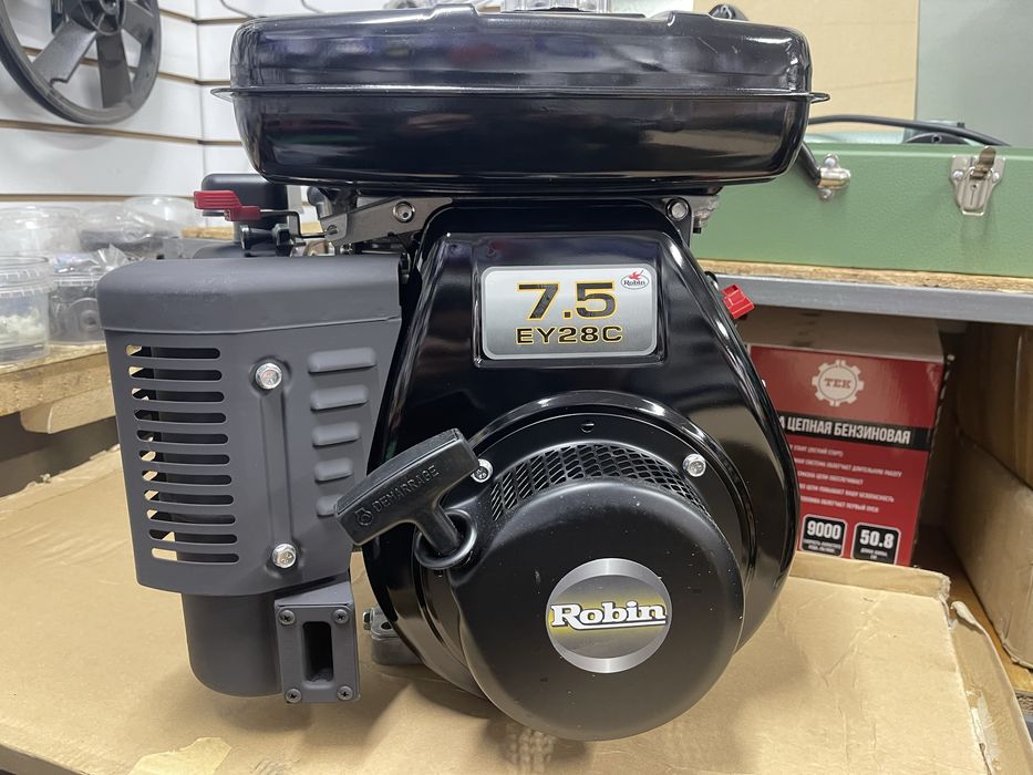 Двигатель Subaru-Robin EY28D