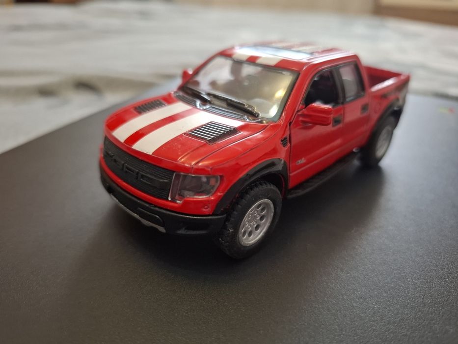 Метални колички .