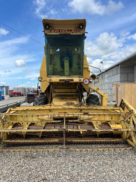 Комбайн New Holland 1530 – с хедер 3,8 м