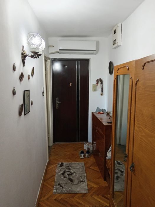 Închiriez apartament 2 camere