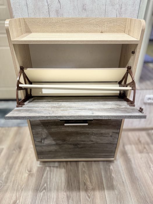 Продаётся обувница