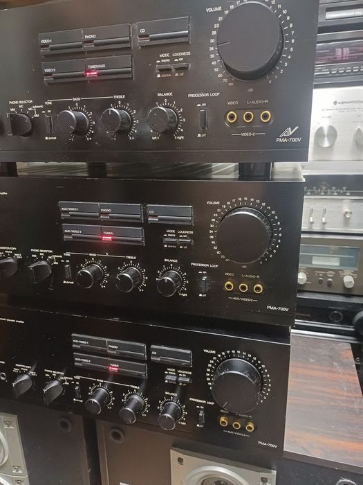 Denon PMA 700V amplificator stereo 2x200w rms