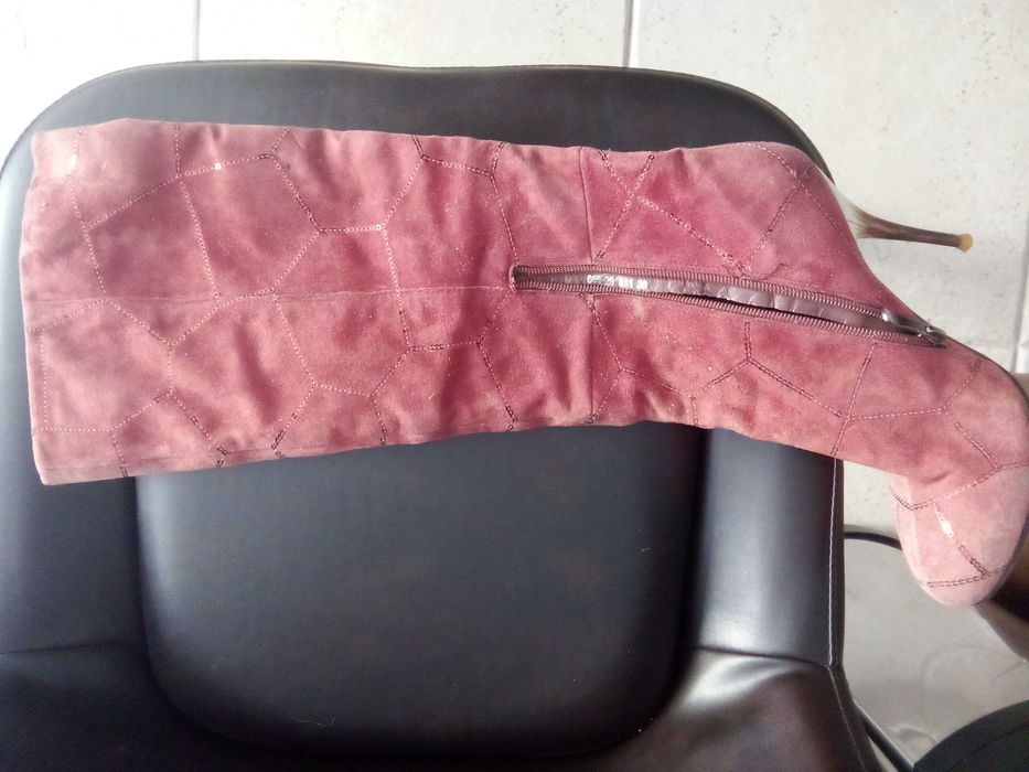 Италиански ботуши 38- 30 евро.