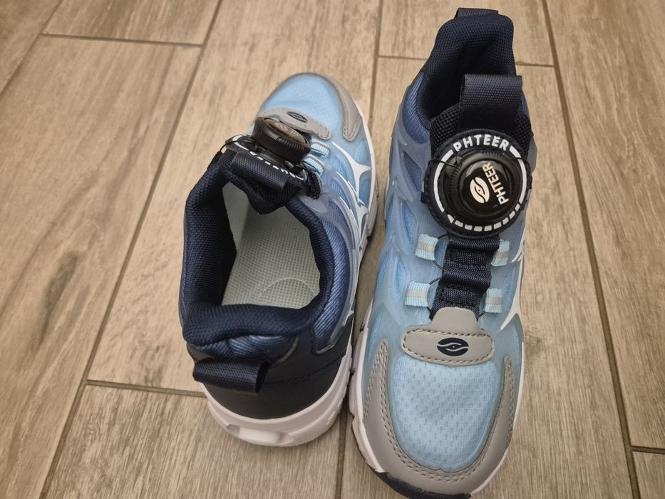 Adidași cu role copii, mărimea 34 – aproape noi!