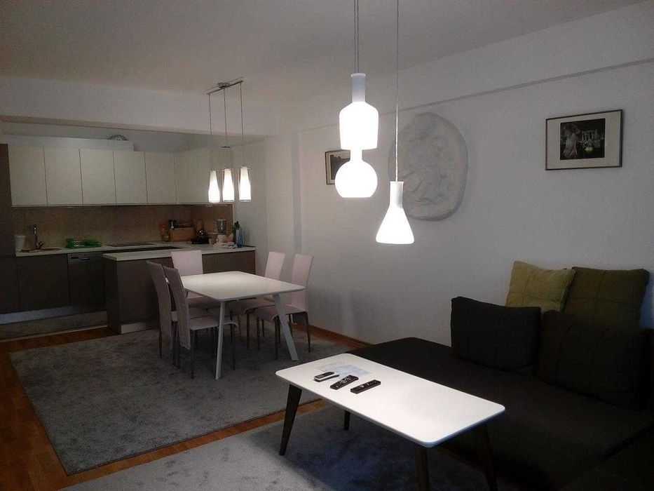 Дава се под наем Двустаен апартамент в Бургас, Славейков - 54 кв.м за 244.8 € - Снимка #2