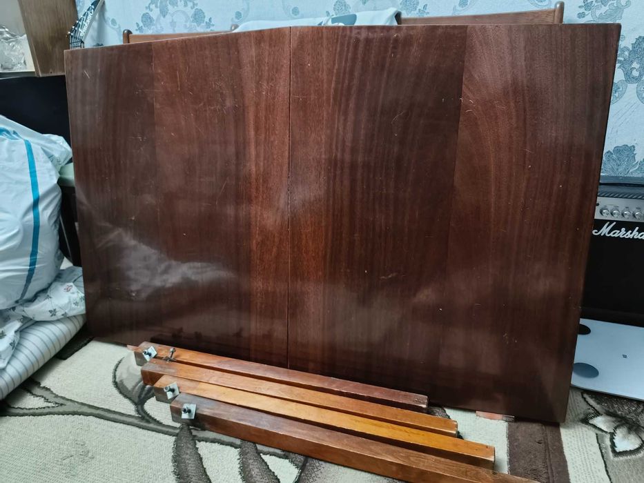 Стол деревянный  полированный раздвижной 120*75