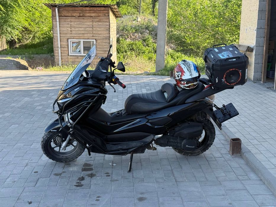 Продам мопед Н макс N max