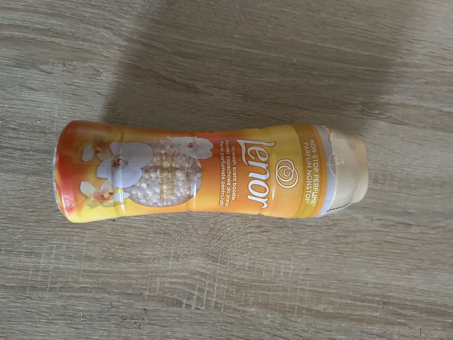 Lenor granule perfumate