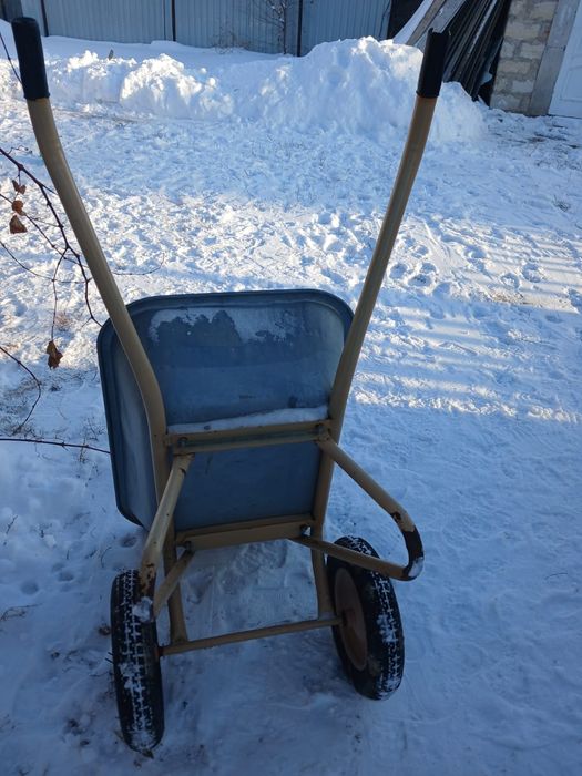 Продам тачку стройтельную