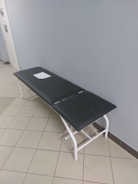 кушетка для клиентов