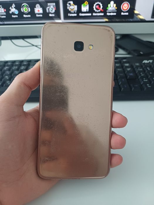 Samsung galaxy J4+