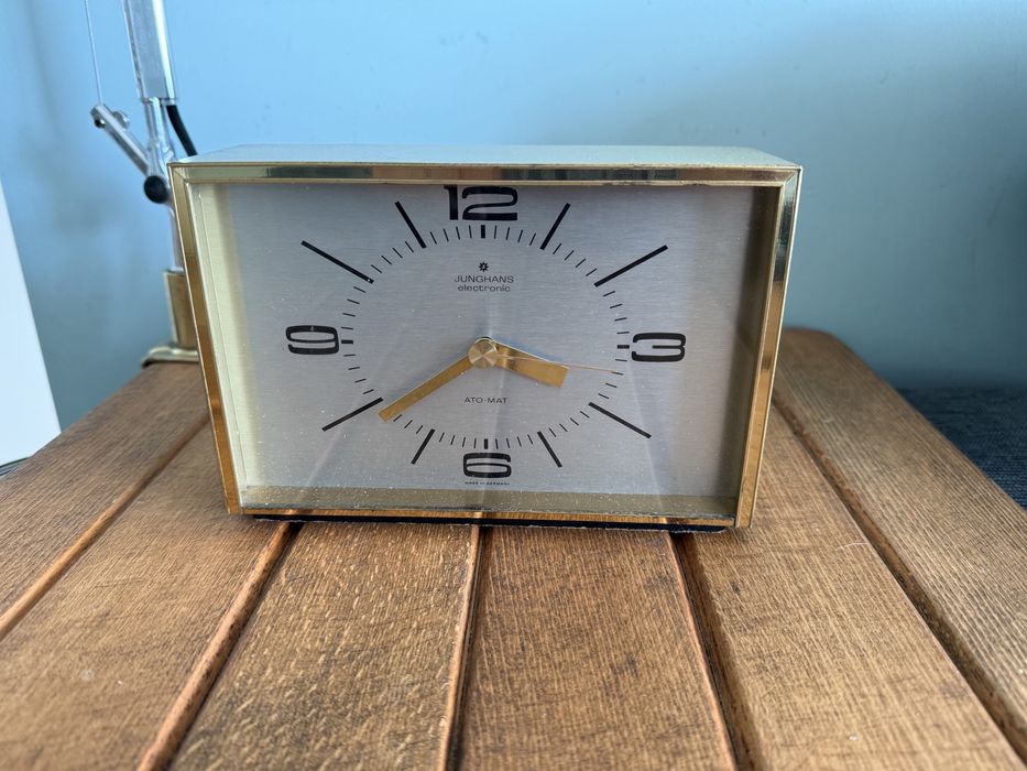 Настолен часовник / Junghans / 60-те