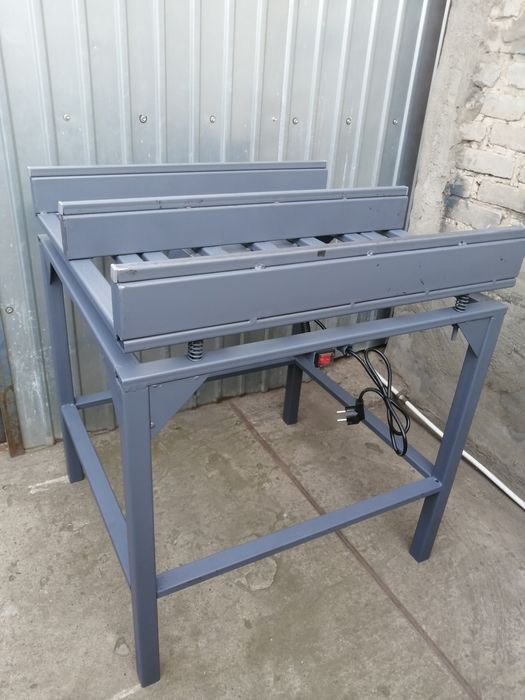 Вибростол, вибросьемник