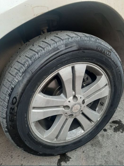 Продам шины Pirelli Scorpio размер 275/55/19