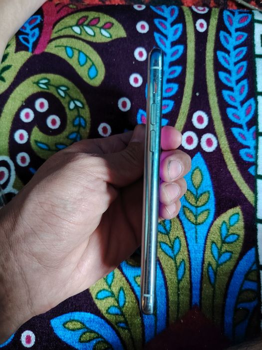 IPhone 11 pro sotiladi