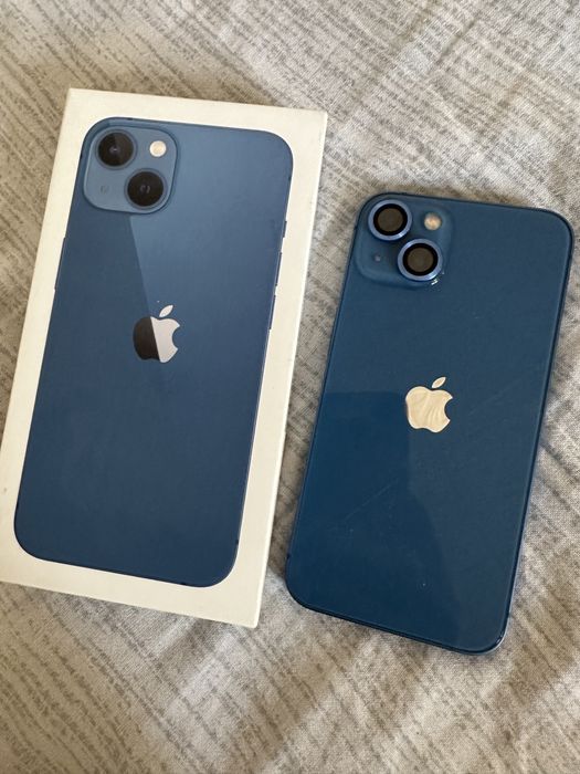 Продам телефон Айфон 13.