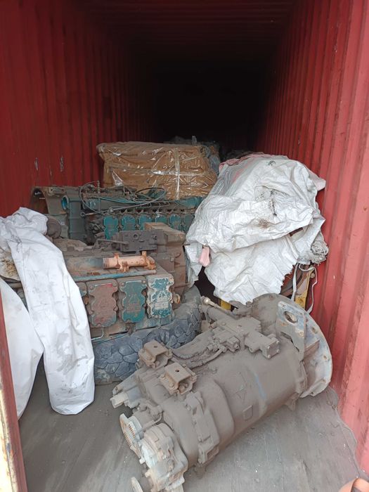 Двигатели и коробки передач под ремонт HOWO