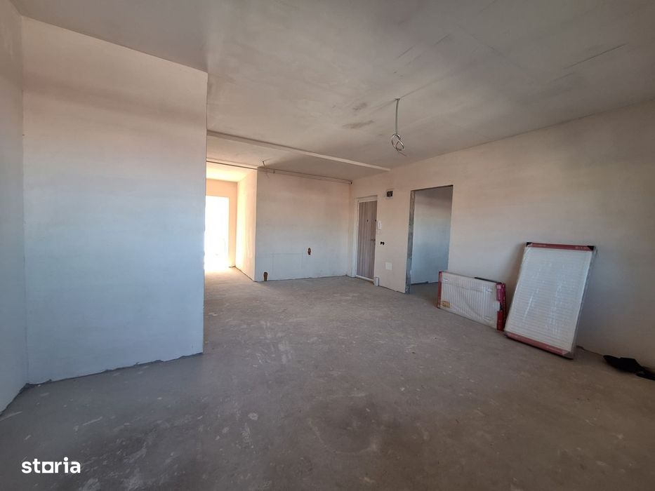 Apartament cu 3 camere, 66 mp, 2 balcoane, zona Terra — fotografia 3