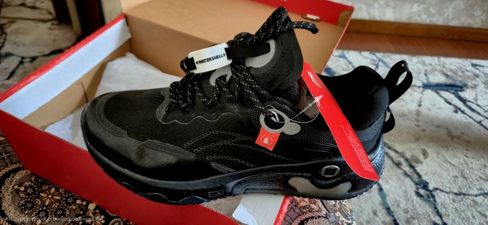 Продаётся кроссовки LI-NING