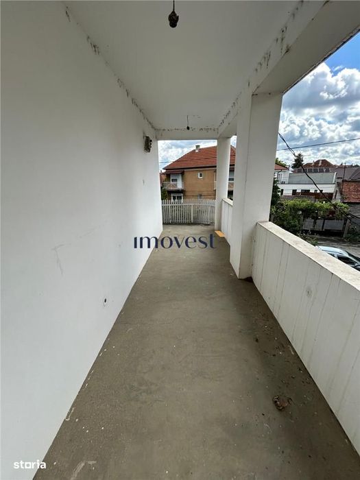 Duplex de vanzare in Satu Mare | 5 camere, demisol complet, zona Titul