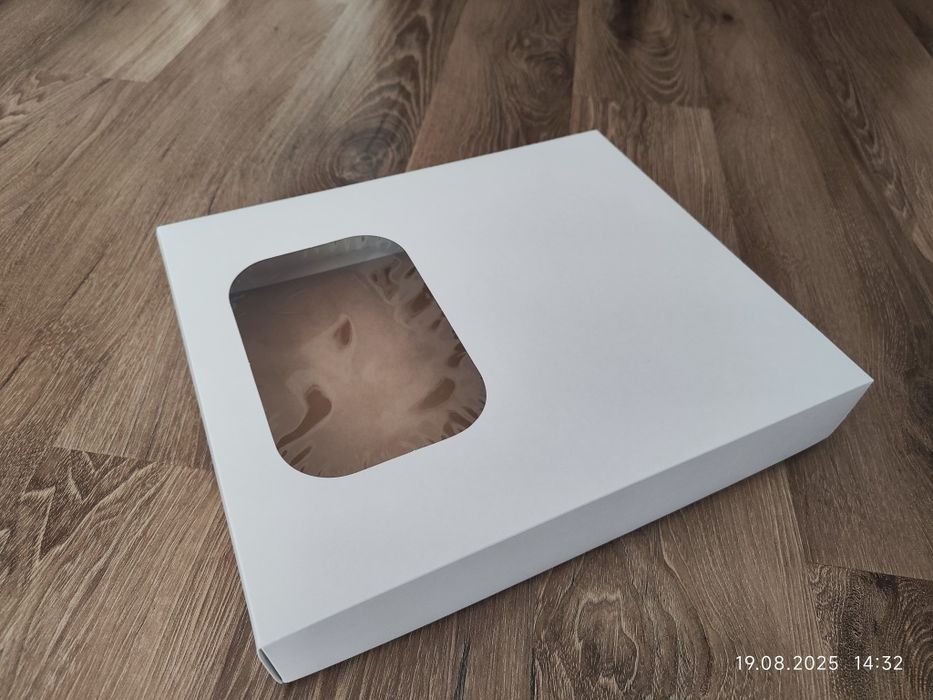 Коробки картоннаые 30х25х5