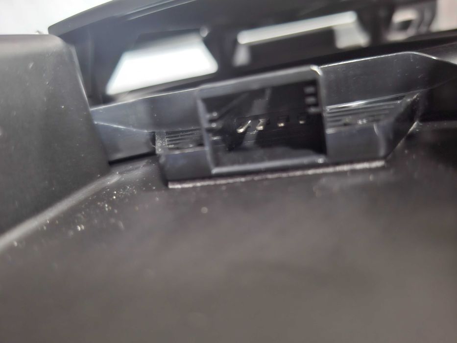 Нова Оригинална Бас Каса Ауди Bass box 85E035382A Audi A6 A4 A5 A7 A8