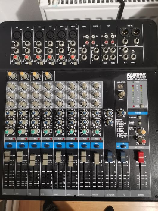 Schimb amplificator c audio xr 5001 și Mixer samson MXP144FX