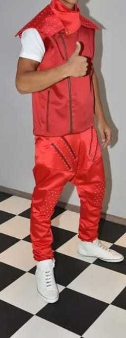 Костюм на Justin Bieber