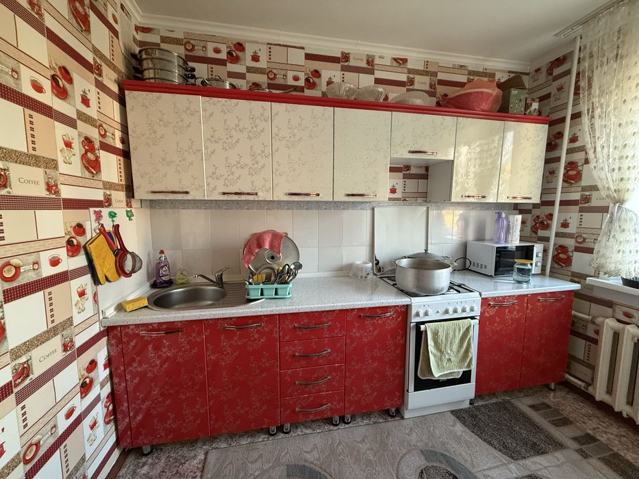 Продается кухонный гарнитур