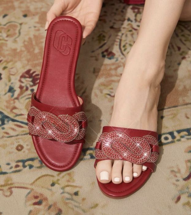 Slapi dama marimea 38