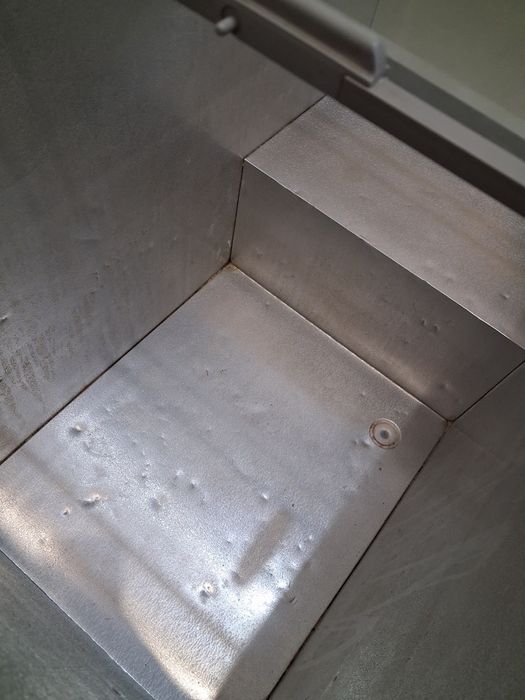 Морозильник 220л