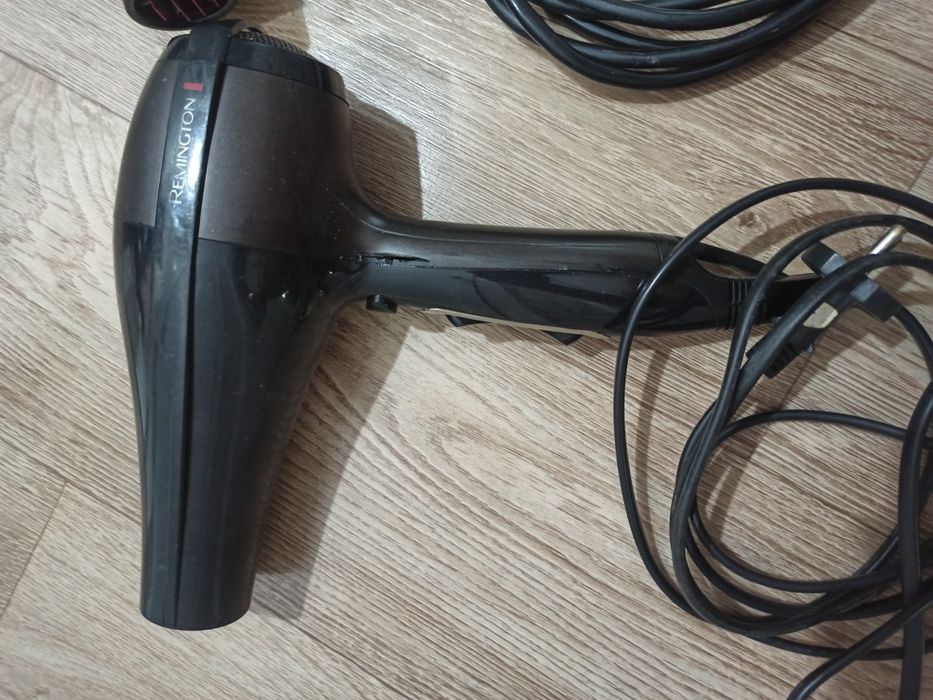 Продам 2 профессиональных фена