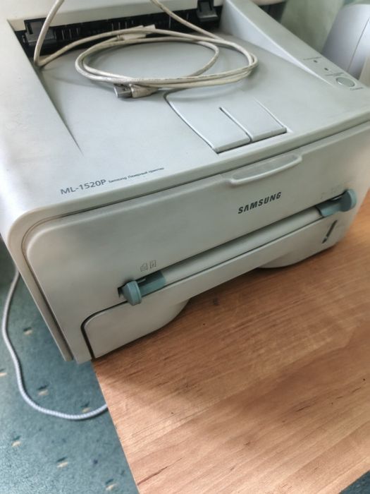 Продам принтер самсунг