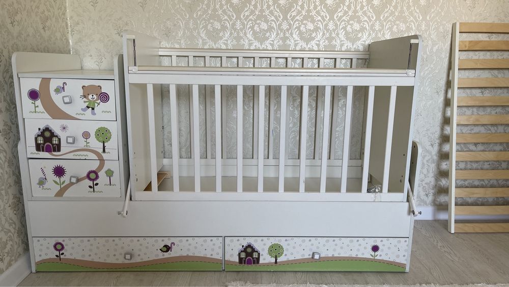 Детская кровать .