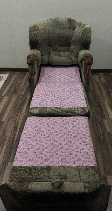 Креслолар, кровать